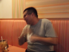 踊る.jpg