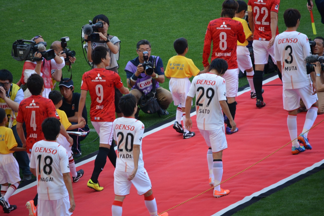 https://www.fco.co.jp/wp/wp-content/uploads/mt/president/blog_images/DSC_0108%E9%81%B8%E6%89%8B%E5%85%A5%E5%A0%B4%EF%BC%93%20%281280x853%29.jpg